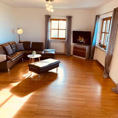 Adlerhorst, 4 Schlafzimmer, Blick In Die Alpen, Parkplatz Thyrnau Bagian luar foto