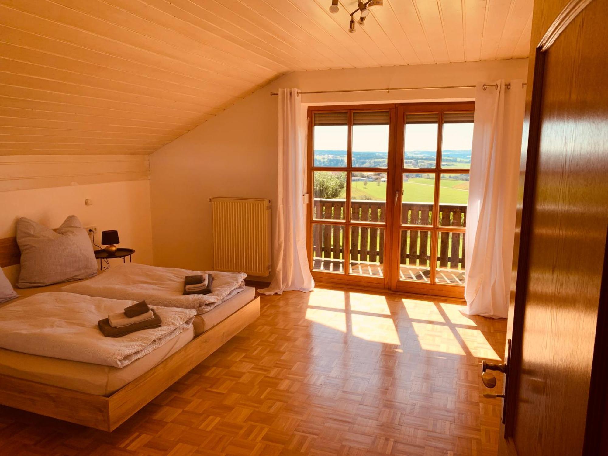 Adlerhorst, 4 Schlafzimmer, Blick In Die Alpen, Parkplatz Thyrnau Bagian luar foto